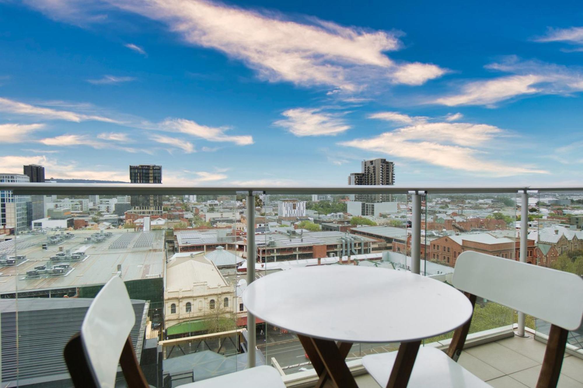 Amyra Residences At The Rowlands Apartments Adelaide Exteriör bild