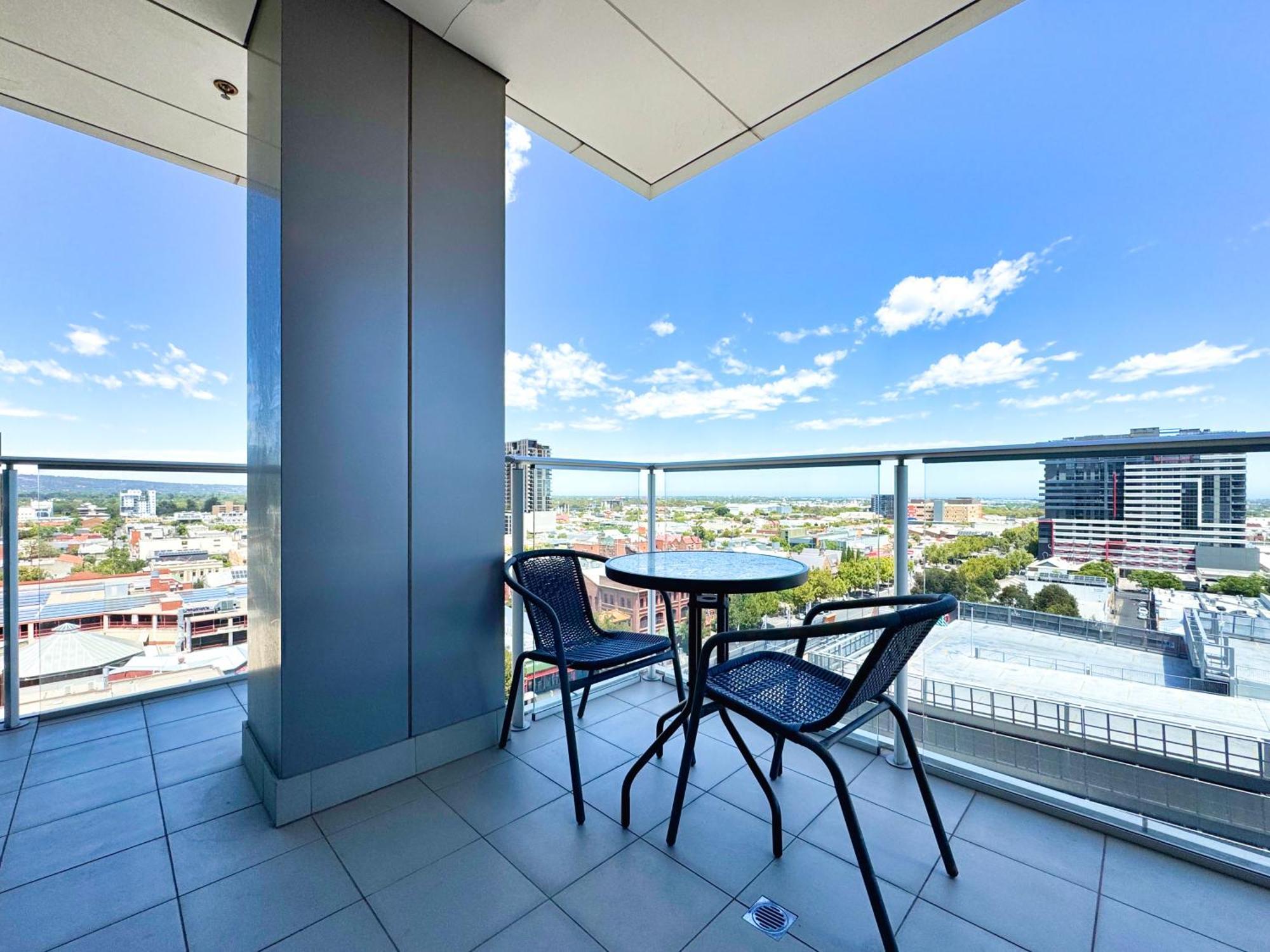 Amyra Residences At The Rowlands Apartments Adelaide Exteriör bild